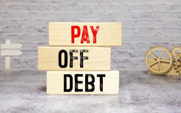 How to Pay Off $10,000 in Credit Card Debt on an Average Salary